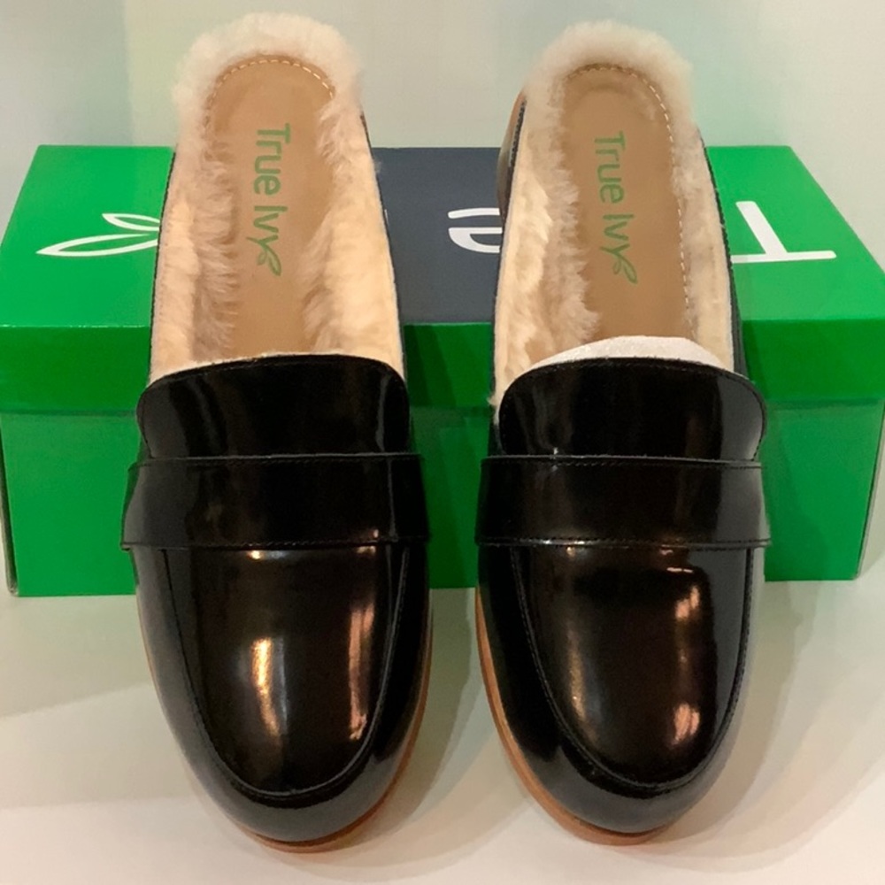 TRUE IVY ADDISON BLACK LEATHER